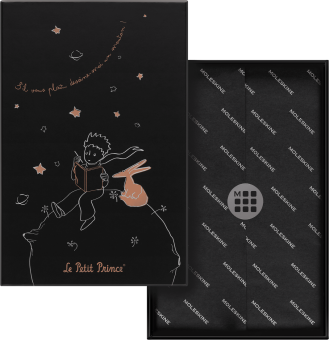 картинка Записная книжка Moleskine Limited Edition Le Petit Prince, в линейку, (13х21см), чер, в подар короб от магазина Молескинов